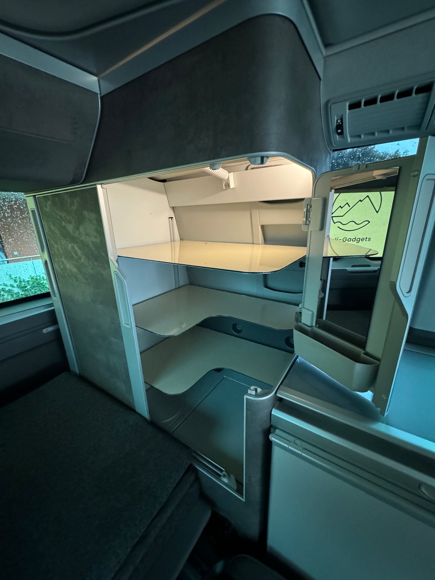 Cali-Gadgets Schrankausbau für Bulli VW California T5 T6 T6.1